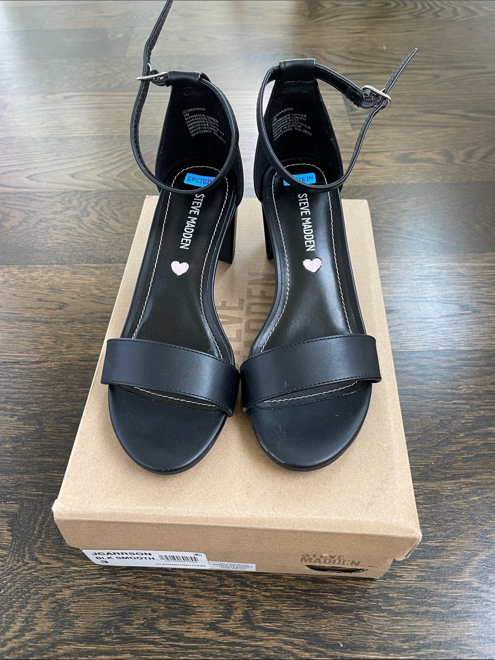 Steve Madden kids high heel shoes size 3